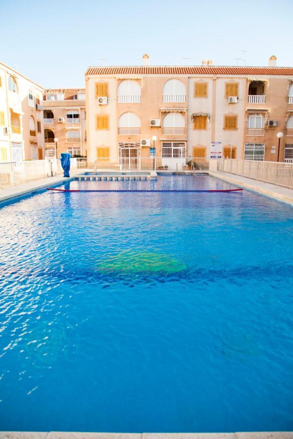 Apartament Valencia 15 Torrevieja Zewnętrze zdjęcie