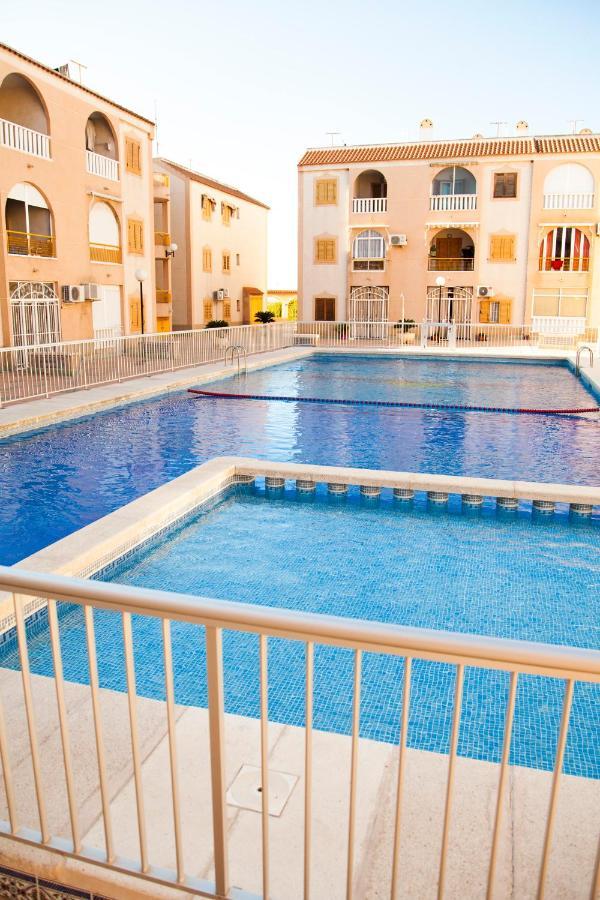 Apartament Valencia 15 Torrevieja Zewnętrze zdjęcie